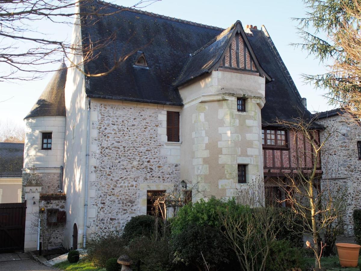 Отель Manoir Du Rouvre Mettray Экстерьер фото