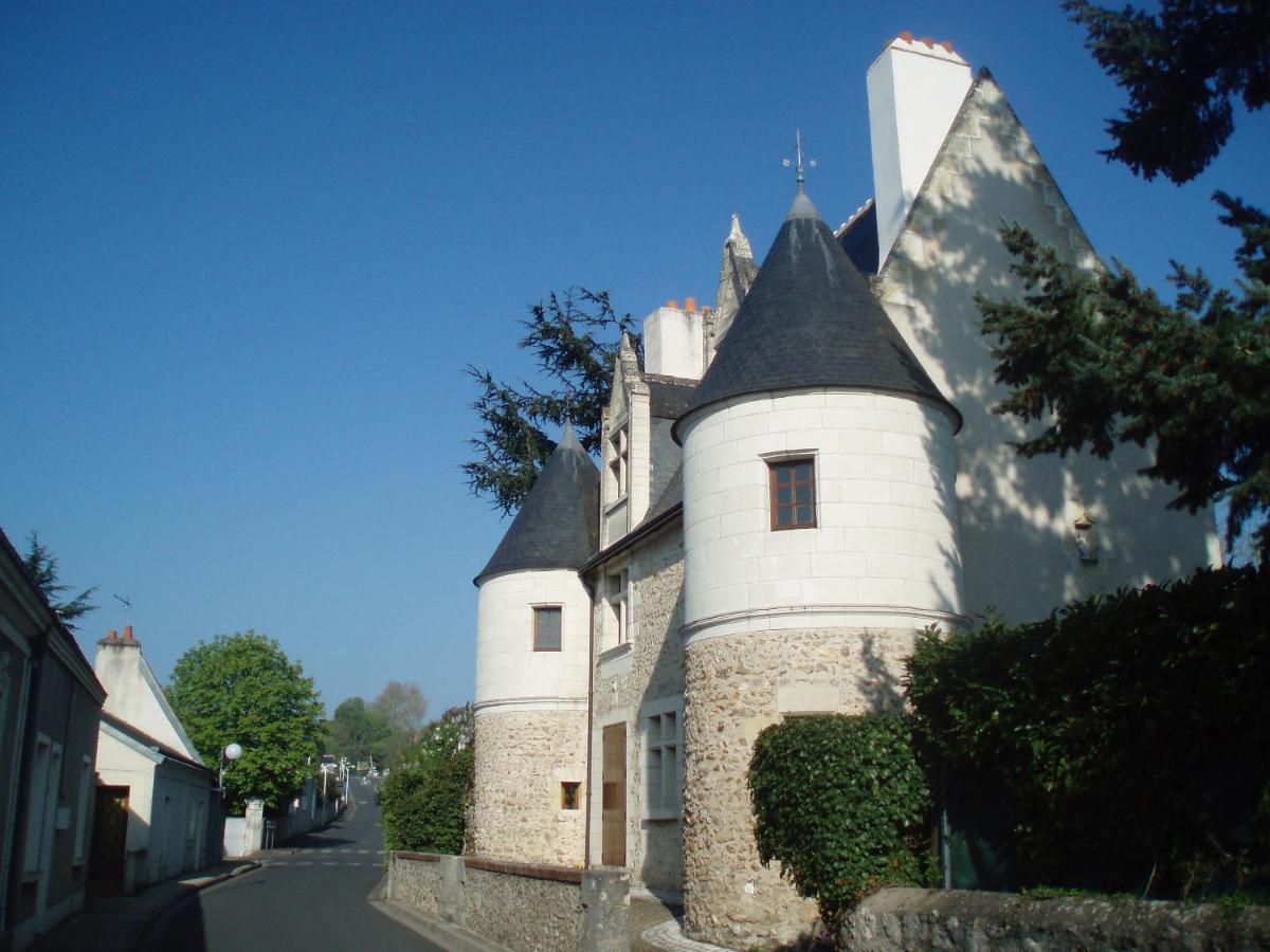 Отель Manoir Du Rouvre Mettray Экстерьер фото