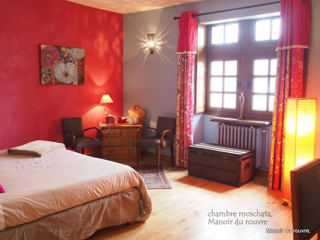 Отель Manoir Du Rouvre Mettray Экстерьер фото